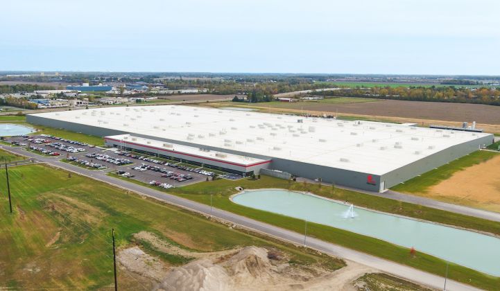 First Solar opened a second factory in Ohio in 2019, creating 500 jobs. (Credit: First Solar)